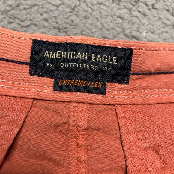 American Eagle Extreme Flex Shorts Mens 31 x 9 Washed Red Slim Chino Distressed - Picture 3 of 11